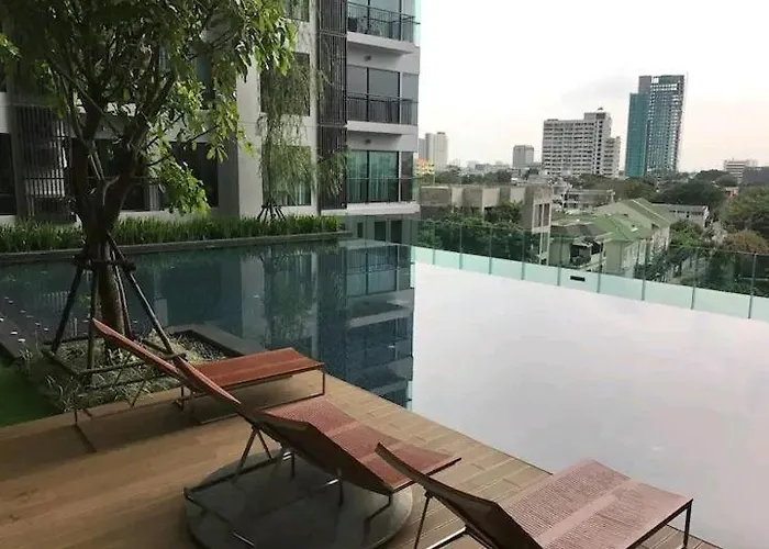 Upscale With Train Access Bts Thonglor * 曼谷