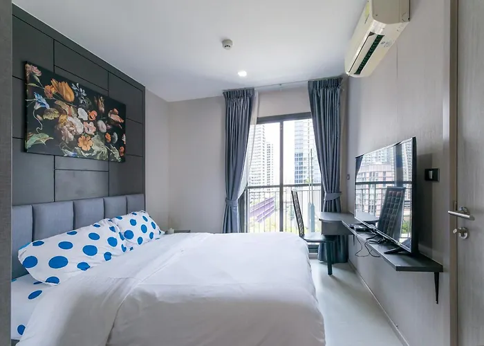 Upscale With Train Access Bts Thonglor 公寓